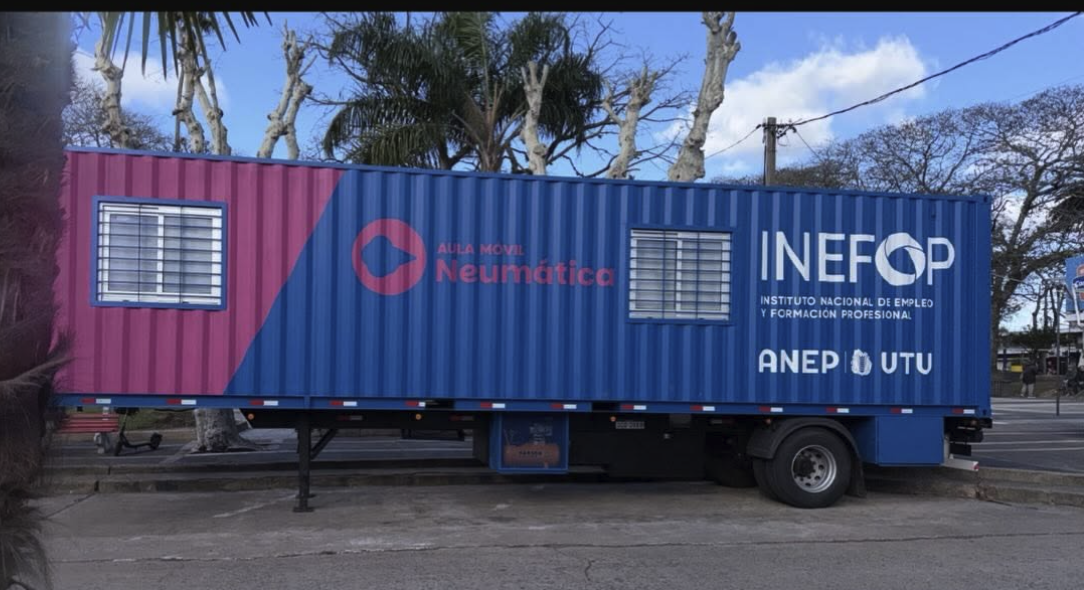 LUMIN apoya la instalación de Aulas Móviles de INEFOP y UTU en Cerro Largo