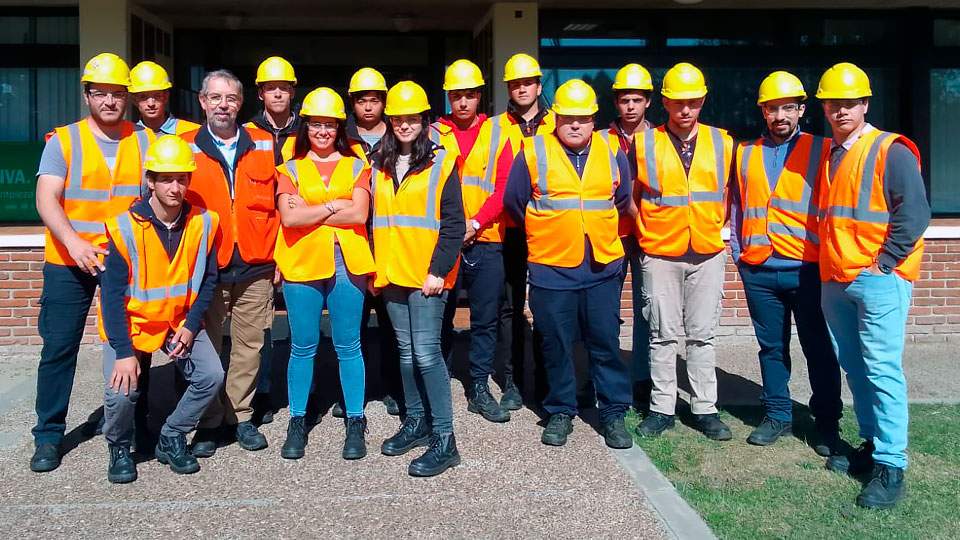 LUMIN recibe visita de estudiantes de Escuela Agraria e Ingeniería Forestal