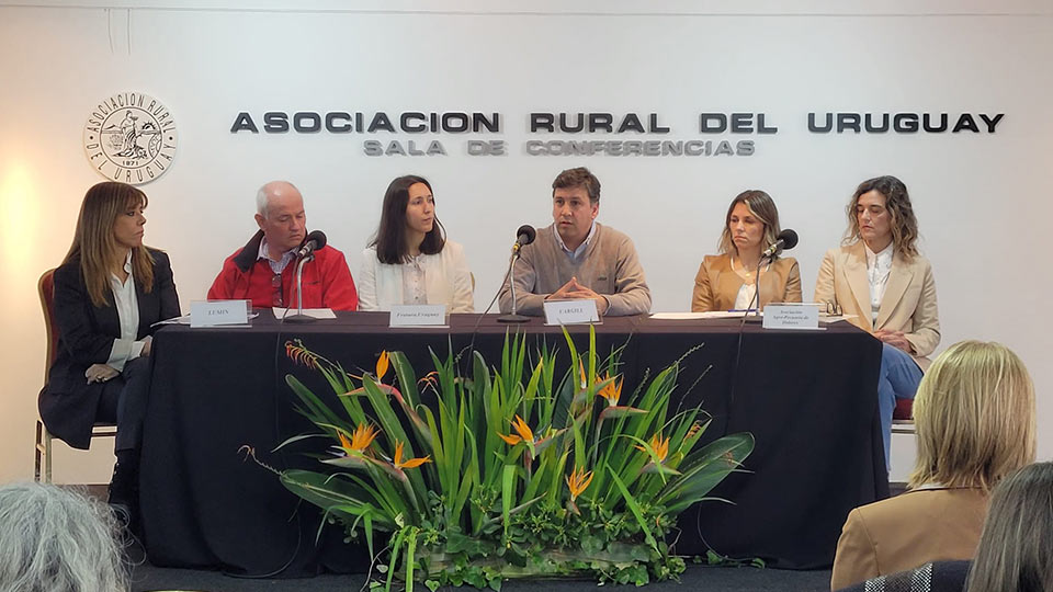 Lumin participó en Seminario de Buenas Prácticas Empresariales en Equidad de Género